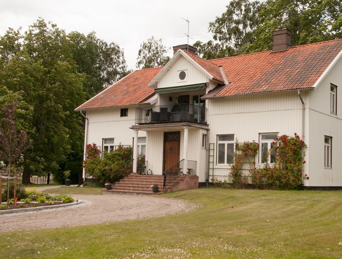 Ekeby I Bro Bed & Breakfast Bagian luar foto