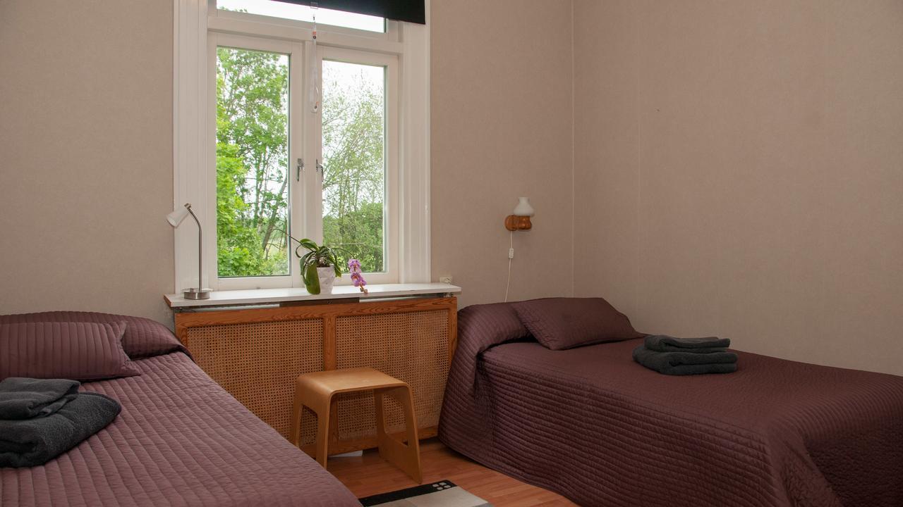 Ekeby I Bro Bed & Breakfast Bagian luar foto